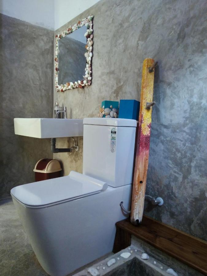 Barefoot Inn キャンディー エクステリア 写真